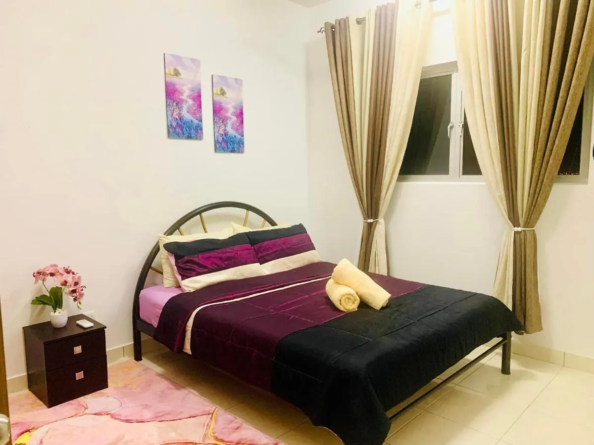 Umar Homestay - Alanis Klia Sepang